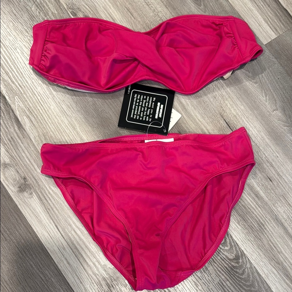 NWT Newport News Hot Pink Bikini Top and bottom